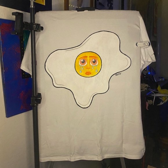 Hand Painted Egg Shirt - white - Picture 2 of 3